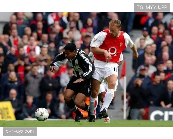 萨姆·莫西助阵英超新赛季，球队状态回升引期待