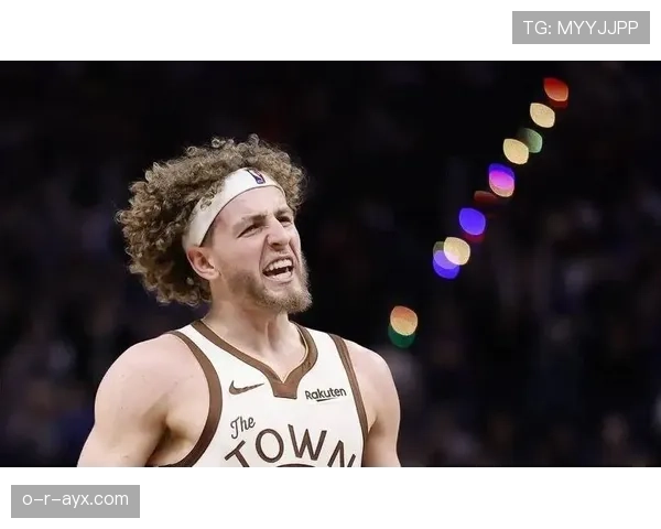 杰伦·威廉姆斯无球跑动提升篮下终结能力 显著拉开进攻空间